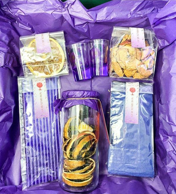 Guruyemiş Box Mor Parti Kutusu Ve Kokteyl Hazırlama Kiti Doğum Sevgililer Günü Özel Gün Hediye Seti - Image 1