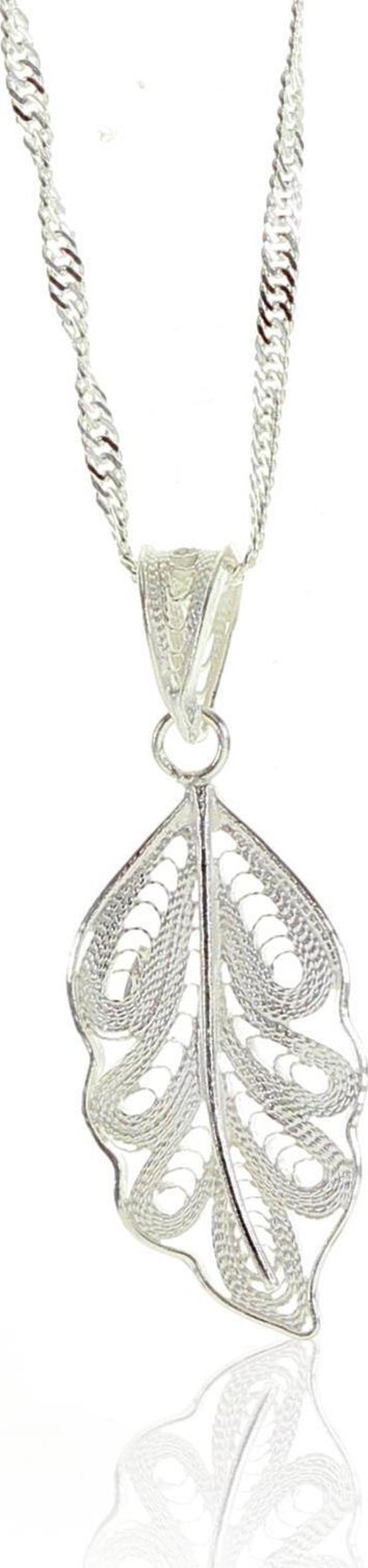Gümüş telkari Yaprak modeli ve singapur zincir kolye  - Image 1