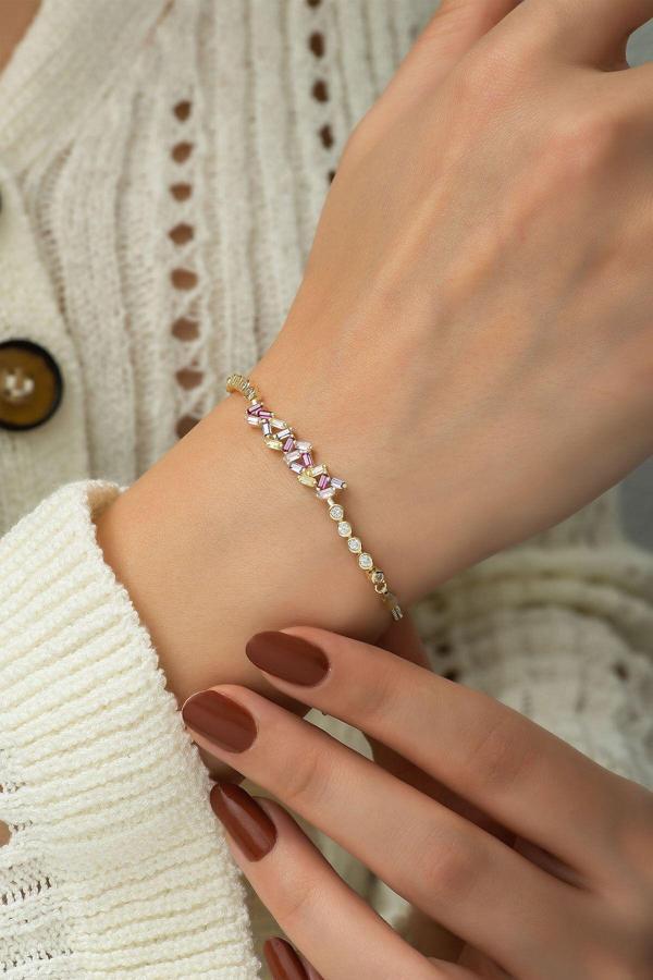 925 Ayar Altın Kaplama Renkli Baget Taşlı Gümüş Bileklik - Image 1