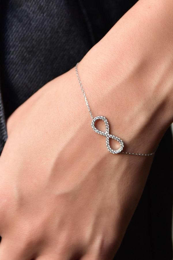 925 Ayar Gümüş Rodyum Kaplama Taşlı Sonsuzluk Kadın Bileklik - Image 1
