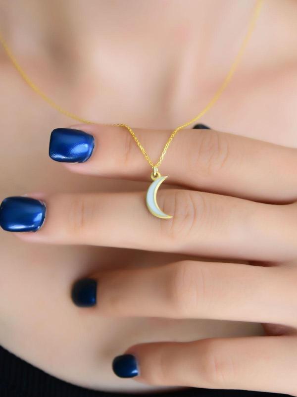 925 Ayar Gümüş Altın Kaplama Beyaz Mineli Hilal Kadın Kolye - Image 1