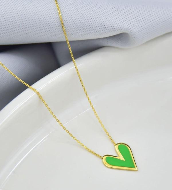 925 Ayar Gümüş Altın Kaplama Yeşil Mineli Kalp Kolye - Image 1