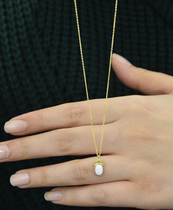 925 Ayar Gümüş Gold Kaplama Beyaz Opal Taşlı Ananas Kolye - Image 1