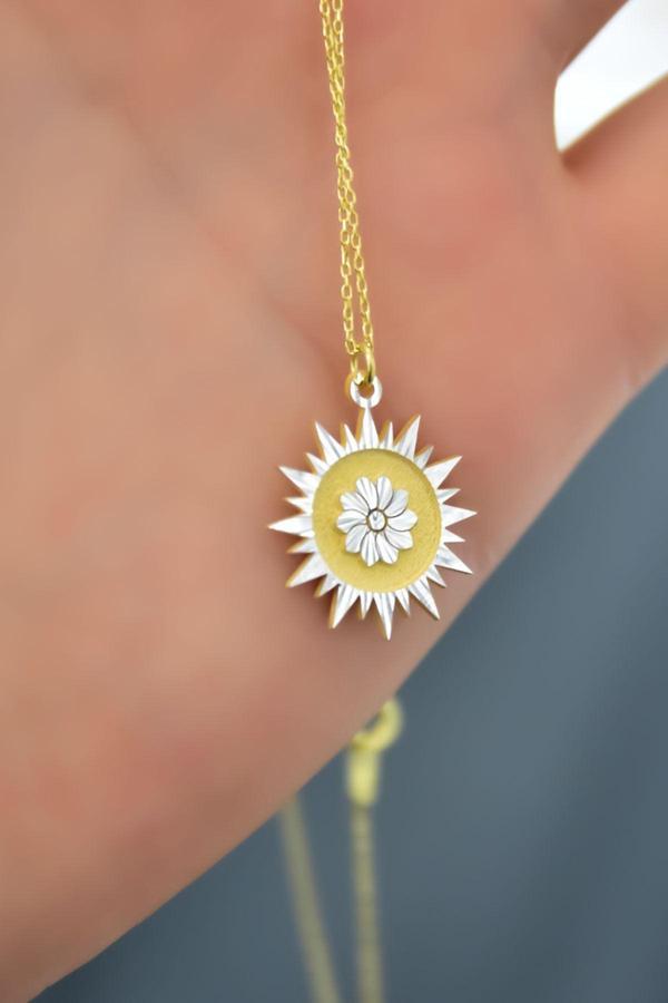 925 Ayar Gümüş Gold-rodyum Kaplama Fulya Çiçeği Güneş Plaka Kolye - Image 1