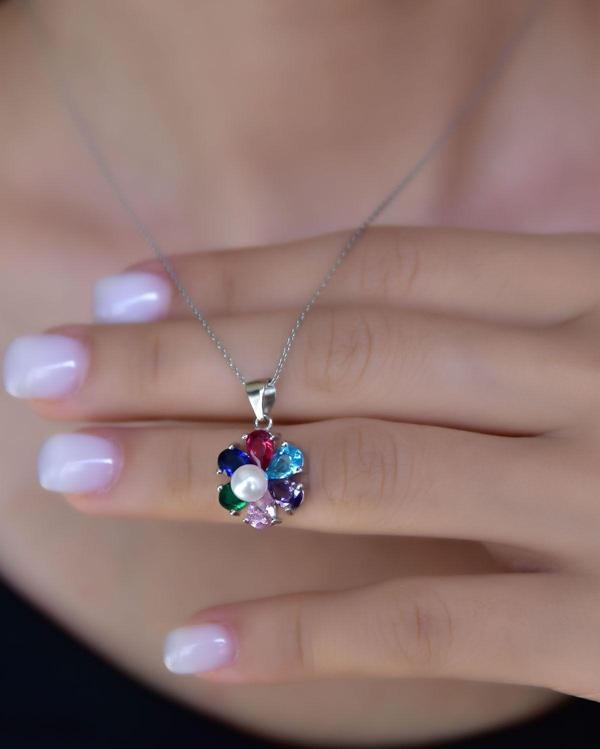 925 Ayar Gümüş Rodyum Kaplama Mix Taşlı Papatya Kadın Kolye - Image 1