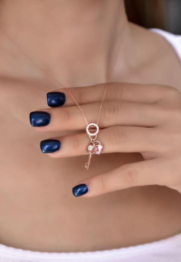 925 Ayar Gümüş Rose Kaplama Kalp Anahtar Halka Kolye - Image 1