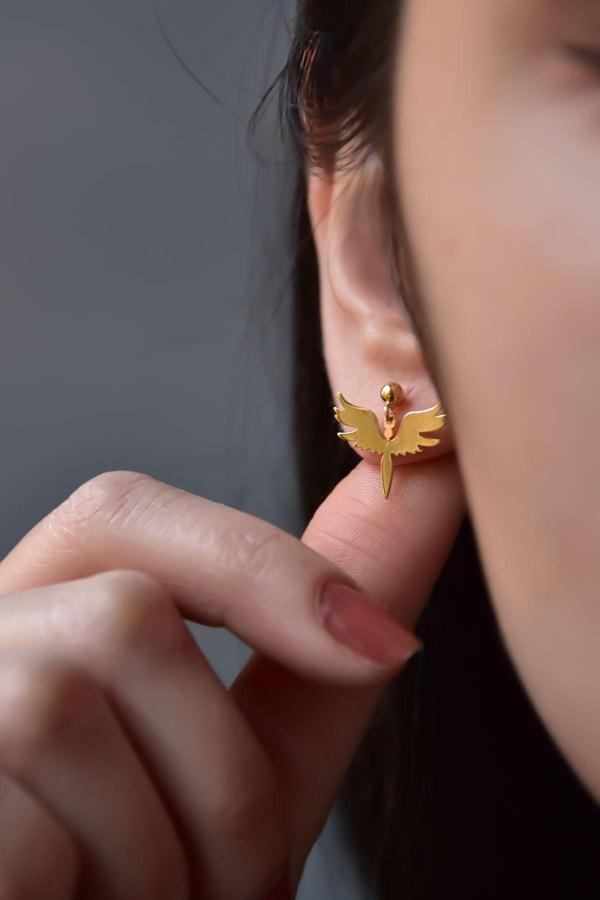 925 Ayar Gümüş Altın Kaplama Mikail Meleği Model Çivili Kadın Top Küpe - Image 1