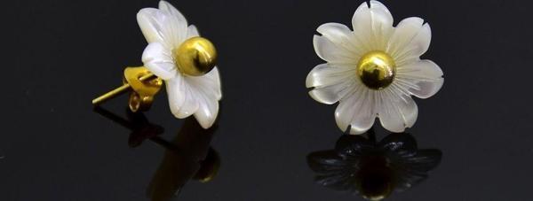 925 Ayar Gümüş Altın Kaplama Çivili Sedef Küpe - Image 1