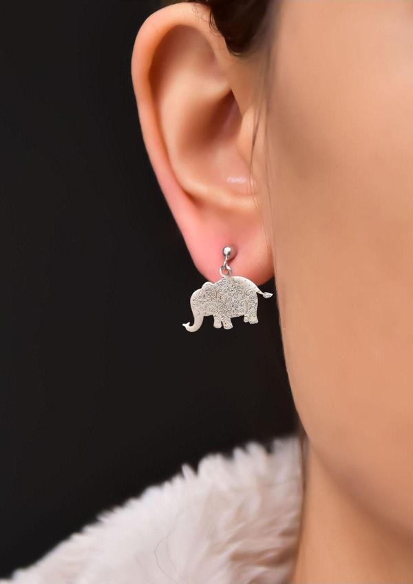 925 Ayar Gümüş Antik Ve Etnik Desenli, Fil Çivili Küpe - Image 1