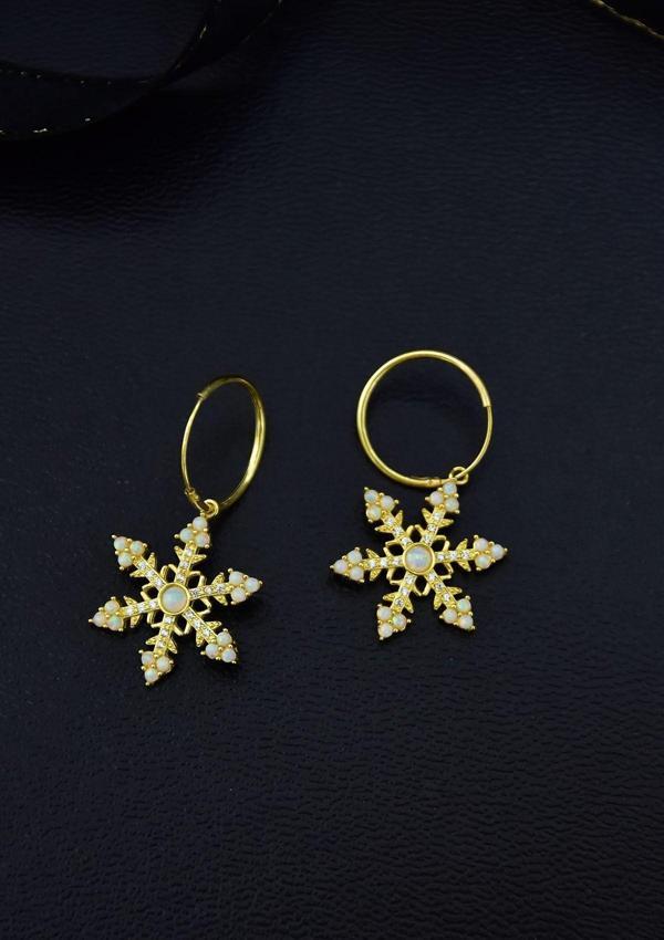 925 Ayar Gümüş Gold Kaplama Opal Taşlı Kar Tanesi Halka Küpe - Image 1