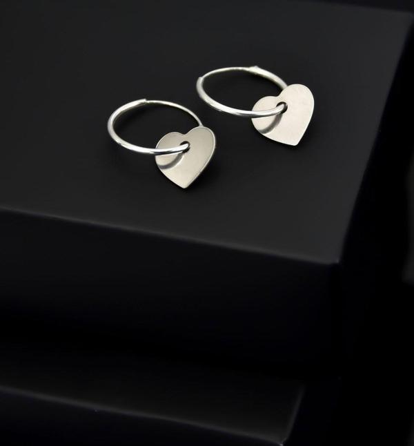 925 Ayar Gümüş Rodyum Kaplama Kalp Halka Küpe - Image 1