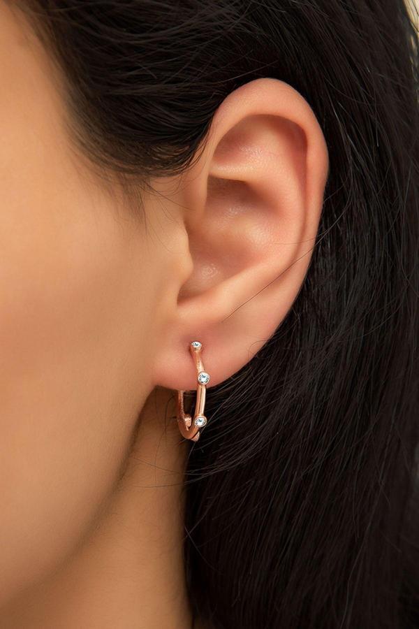 925 Ayar Rose Altın Kaplama Tekli Taşlı Halka Gümüş Küpe - Image 1