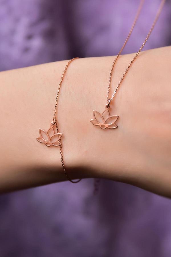 925 Ayar Gümüş Rose Kaplama Lotus Çiçeği Kolye Ve Bileklik Set - Image 1