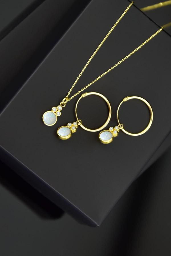 925 Ayar Gümüş Gold Kaplama Beyaz Opal Yuvarlak Kolye Ve Çift Halka Küpe - Image 1