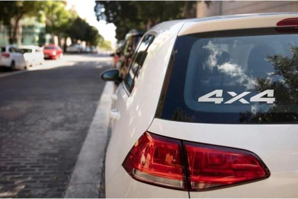 4x4 Arka Cam Araba Sticker 2 Adet 24CM - Image 1