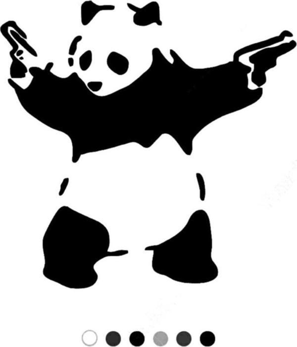 Silah Tutan Gangster Panda Sticker 17 cm - Image 1
