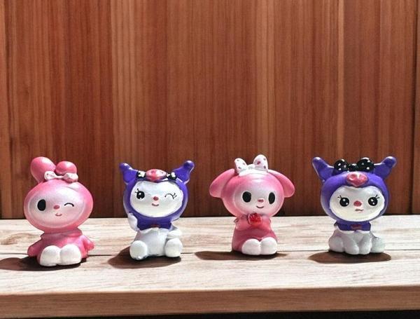 4 ADET KROMİ DEKORATİF BİBLO MY MELODY NOEL SÜSLERİ YILBAŞI HEDİYELERİ VİTRİN DEKOR - Image 1