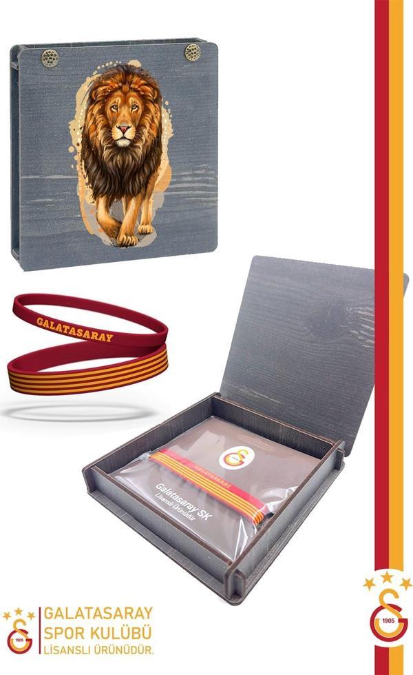 Galatasaray Orijinal Lisanslı Sarı Kırmızı 2'li Yetişkin Bileklik Aslan Baskılı Hediyelik Ahşap Kutu - Image 1
