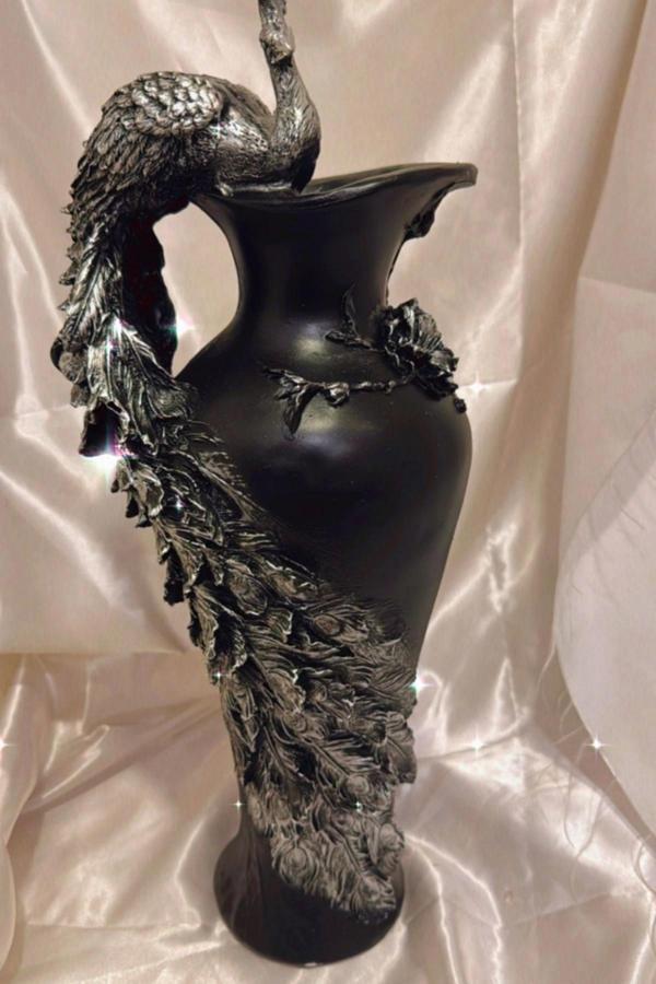 Tavuskuşu Vazo El İşi Siyah Mavi - Image 1