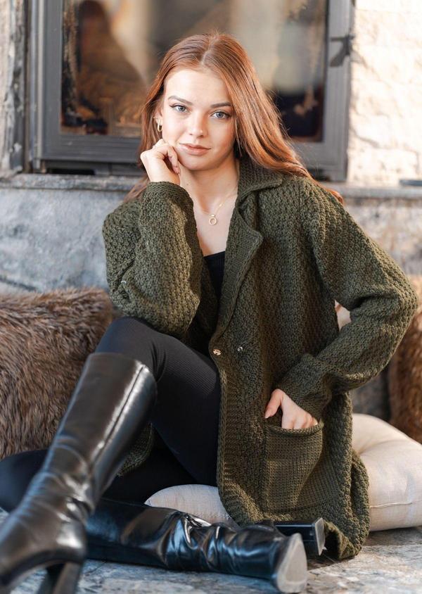 Düğme Detaylı Örme Hırka - Image 1