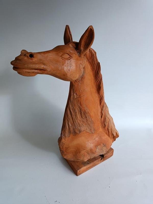 Dekoratif El Oyması Ahşap At Kafası 54x39x16cm (Teak Ağac-2) - Image 1