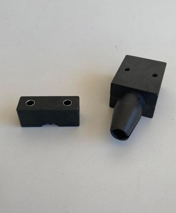 Coroplast 3x2,5 Çelik Kablo Braketi - Image 1