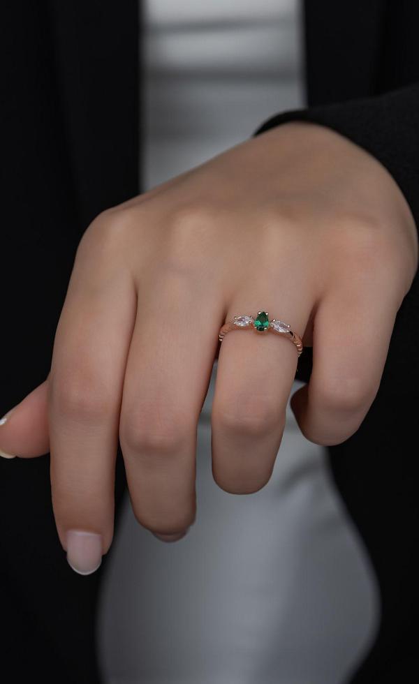Gümüş Prenses Yüzük. Renkli Taşlı Ayarlanabilir Ölçü. Rose Gold Kaplama 925 Ayar Gümüş - Image 1