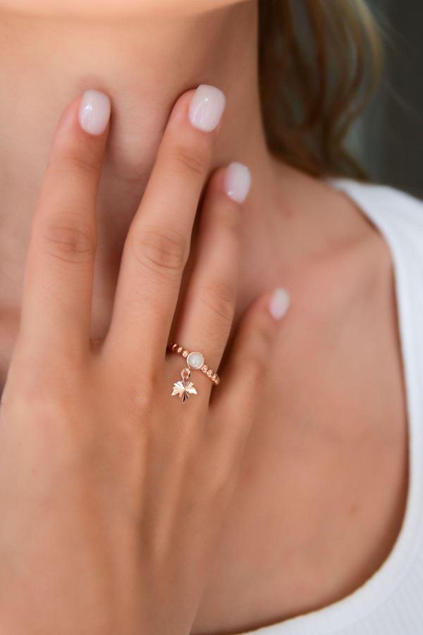 925 Ayar Gümüş Beyaz Ay Taşlı Çınar Motifli Ayarlanabilir Kadın Yüzük - Image 1