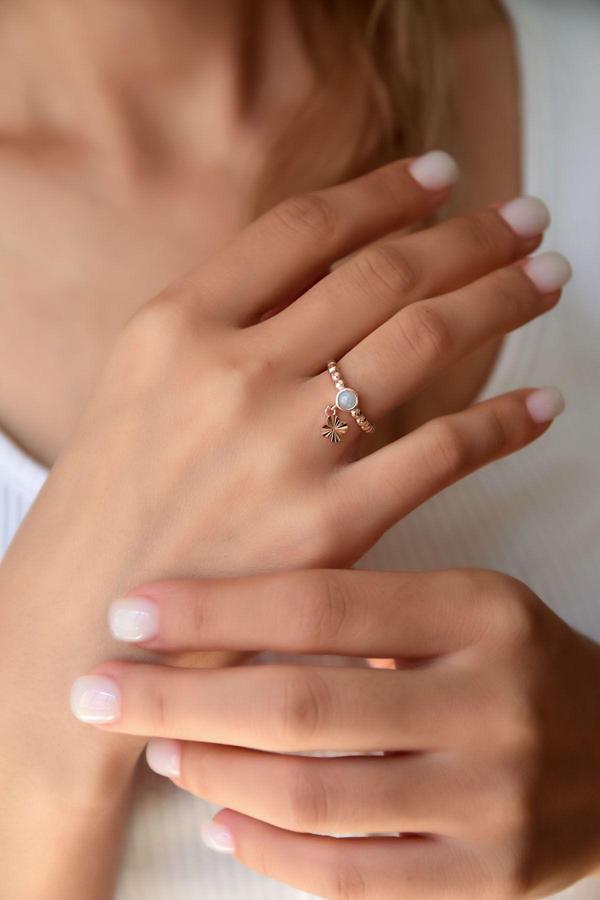 925 Ayar Gümüş Kırık Beyaz Ay Taşlı Çiçek Motifli Ayarlanabilir Kadın Yüzük - Image 1