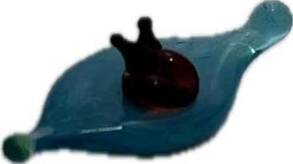 El Yapımı Mini Murano Cam Yaprak Üstü Uğur Böceği Biblo A157-08 - Image 1
