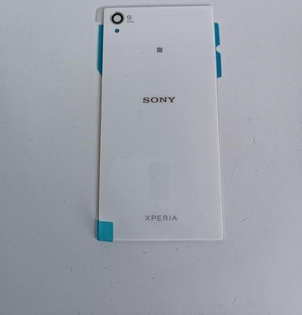 Sony Xperia Z1 Arka Pil Kapağı Beyaz - Image 1
