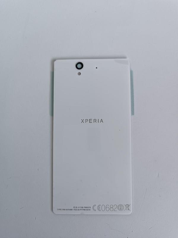 Sony Xperia Z Arka Pil Kapağı Beyaz - Image 1