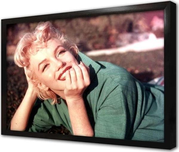 Tablosan Marilyn Monroe Yeşil Kıyafetiyle Çerçeveli Mdf Tablo - Image 1