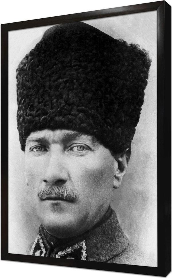 Tablosan Kalpaklı Atatürk Çerçeveli Mdf Tablo - Image 1