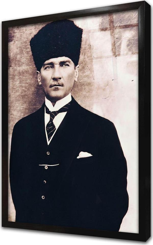 Tablosan Kalpaklı Atatürk Çerçeveli Cam Tablo - Image 1