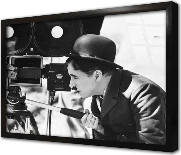 Tablosan Siyah Beyaz Charlie Chaplin Çerçeveli Cam Tablo - Image 1
