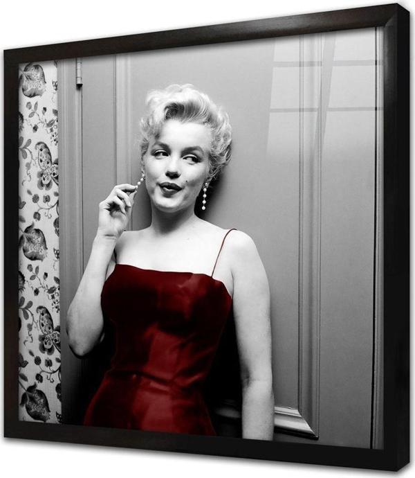 Tablosan Marliyn Monroe Kırmızı Kıyafetiyle Çerçeveli Cam Tablo - Image 1