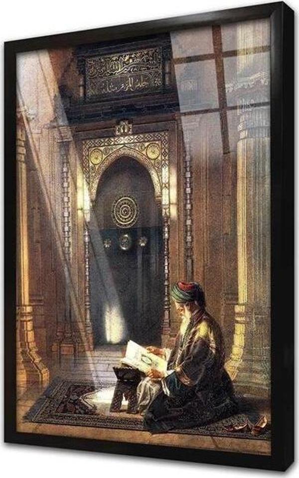 Tablosan Kuran Okuyan Adam Çerçeveli Cam Tablo - Image 1
