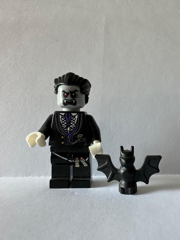 LEGO Orjinal Minifigür Vampir - Image 1