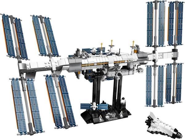 LEGO Ideas 21321 International Space Station Iss +12 Yaş (864 Parça) - Image 1