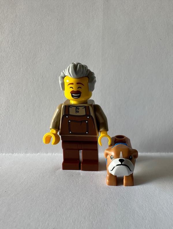 LEGO Orjinal Minifigür Man with Dog +5 Yaş (1 Parça) - Image 1