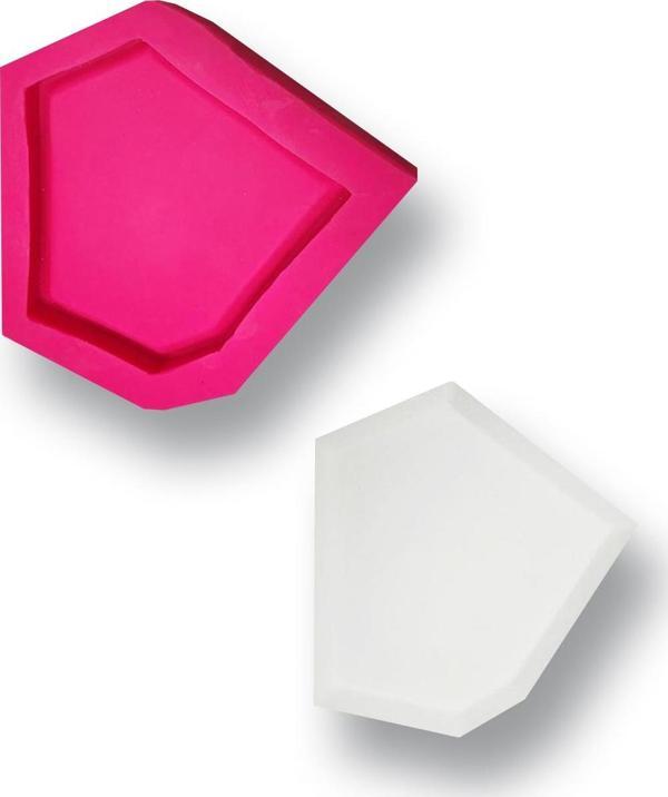 Döküm Beton Hediyeli Silikon Kalıp 132x115x13mm No:81  - Image 1
