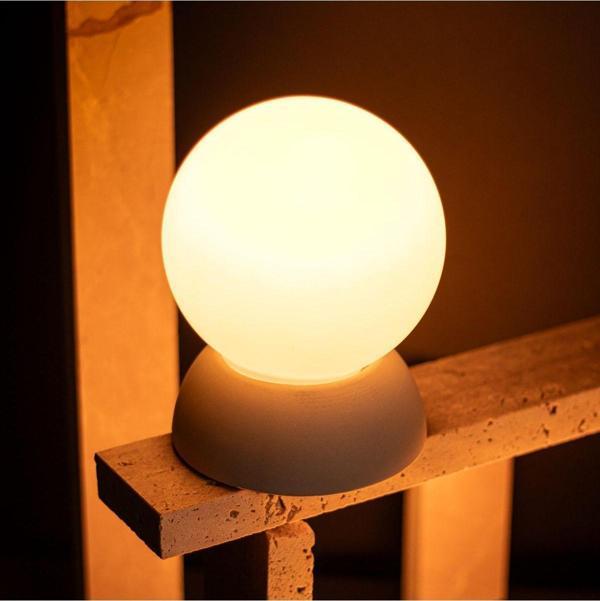 TABART "Lıa" Dekoratif Beton Lamba - Gri (Kumandalı Led Ampül Hediye) - Image 1