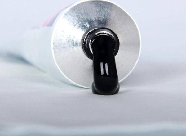 KAFUTER K-704B SİYAH SİLİKON YAPIŞTIRICI 45 GR ELEKTRONİK BİLEŞENLER İÇİN - Image 1