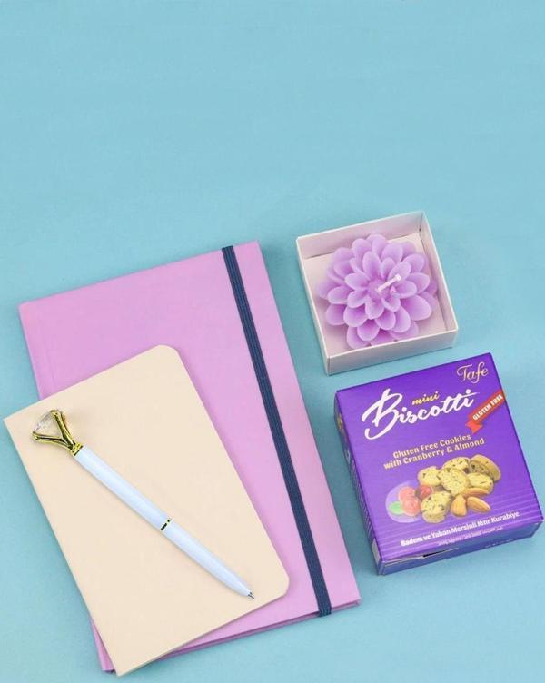 Trendmiya Mor Defter & Mini Not Defteri & Diamond Kalem & Lotus Çiçeği Mum & Tafe Mini Kurabiye Hediye Seti - Image 1