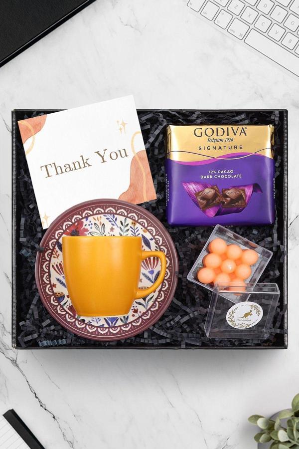 Trendmiya Turuncu Fincan & Godiva Çikolata & Özel Kutulu Bubble Mum Hediye Seti - Image 1
