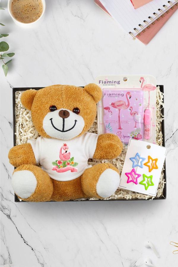 Trendmiya Flamingo Tasarımlı Peluş Ayıcık & Renkli Yıldız Çıtçıt Toka & Flamingo Kalemli Mini Not Defteri - Image 1