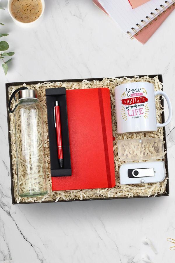 Trendmiya Kırmızı Defter & Kırmızı Tükenmez Kalem & Usb Bellek & Kupa & Cam Matara Hediye Seti - Image 1