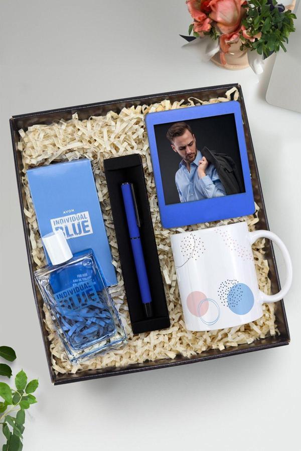 Trendmiya Mavi Roller Kalem & Baskılı Kupa & Individual Blue Parfüm & Mavi Çerçeve Erkeğe Hediye Seti - Image 1