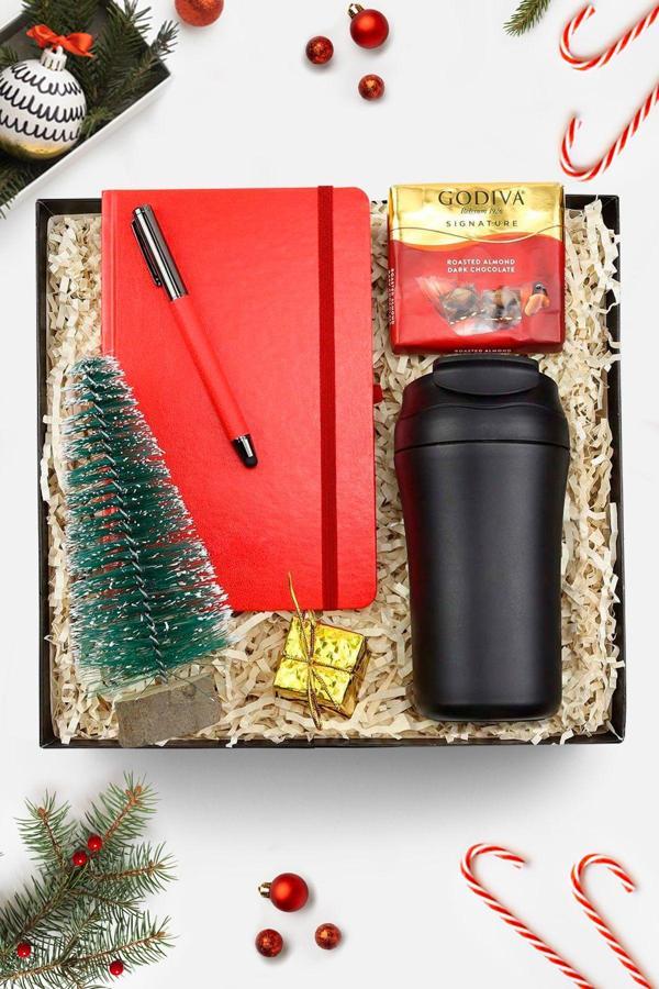 Trendmiya 400Ml Pipetli Çelik Termos & Touch Roller Kalem & Defter & Çikolata & Çam Ağacı Yeni Yıl Hediye Seti - Image 1